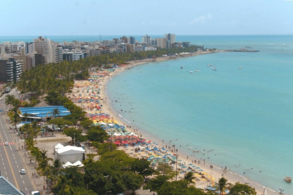 As praias da orla de Maceió